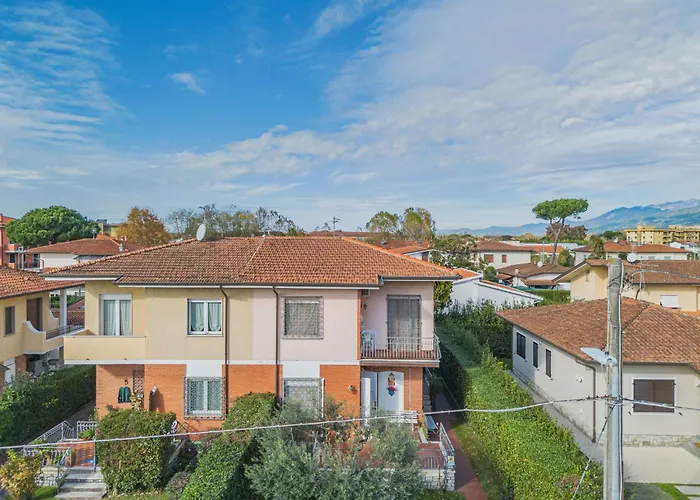 Villino Viola By Interhome Marina di Pietrasanta
