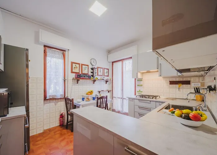 Villino Viola By Interhome Nyaraló Marina di Pietrasanta