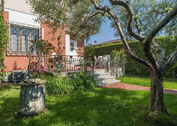 Nyaraló Villino Viola By Interhome