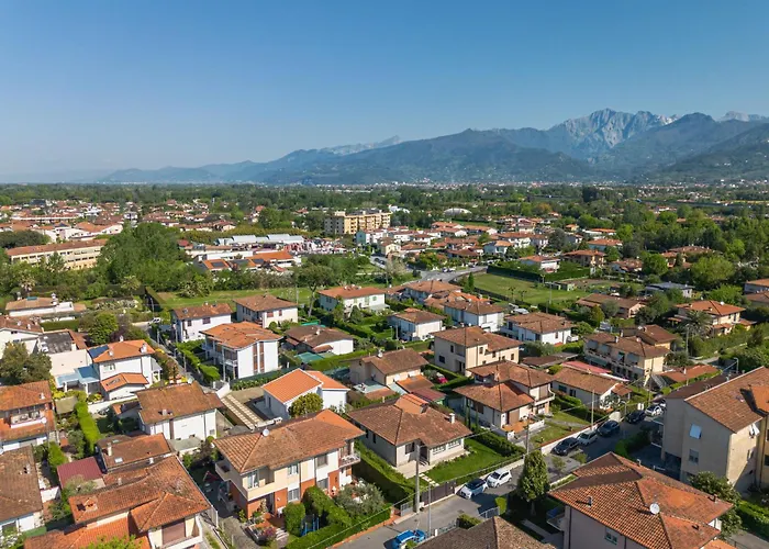 Villino Viola By Interhome * Marina di Pietrasanta