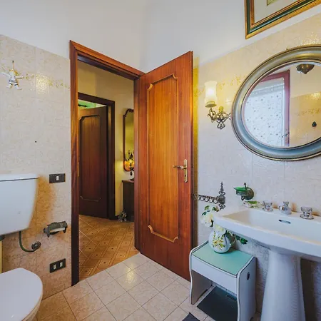 Ferienhaus Villino Viola By Interhome Marina di Pietrasanta