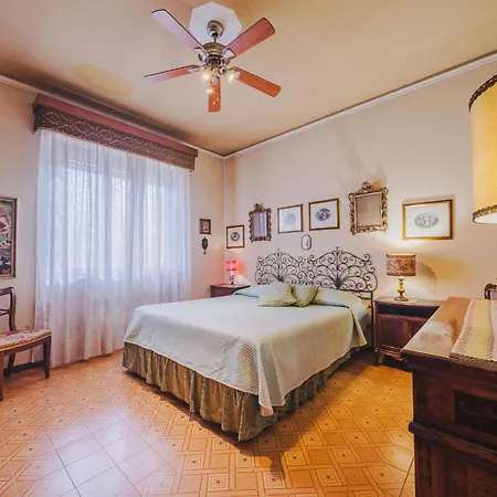 Villino Viola By Interhome בית נופש מרינה די פיאטרסנטה