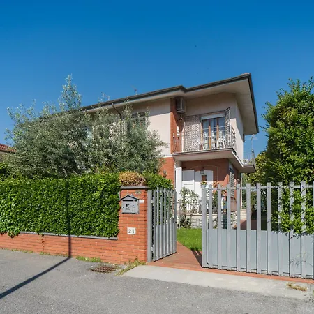 Villino Viola By Interhome Марина-ди-Пьетрасанта