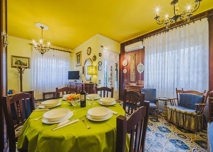 Будинок відпочинку Villino Viola By Interhome