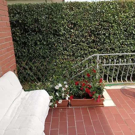 Villino Viola By Interhome Ferienhaus Marina di Pietrasanta