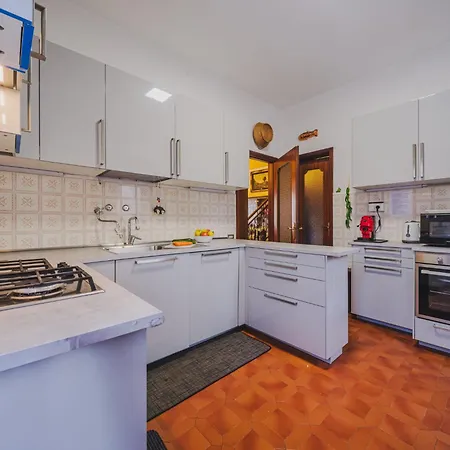 Villino Viola By Interhome Marina di Pietrasanta