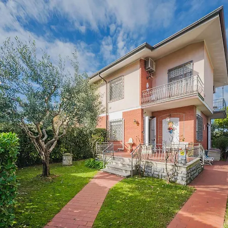 Villino Viola By Interhome