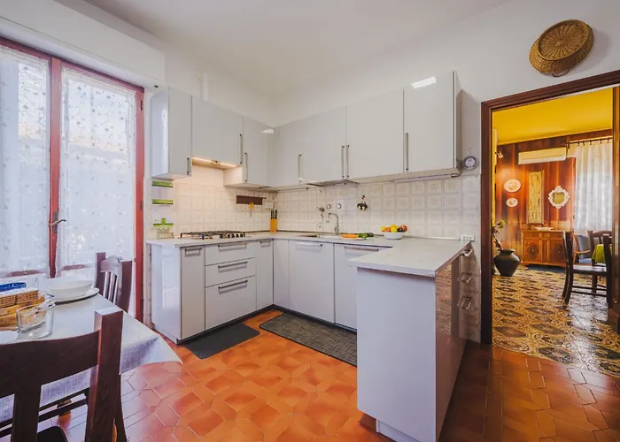 Сasa de vacaciones Villino Viola By Interhome Marina di Pietrasanta