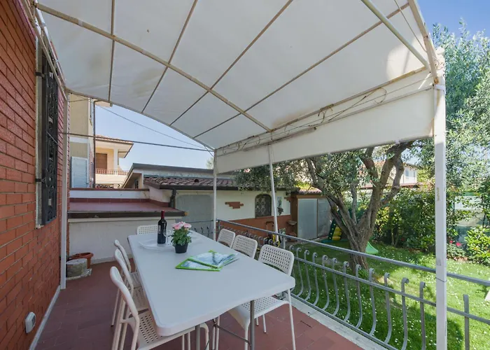 Villino Viola By Interhome Сasa de vacaciones *